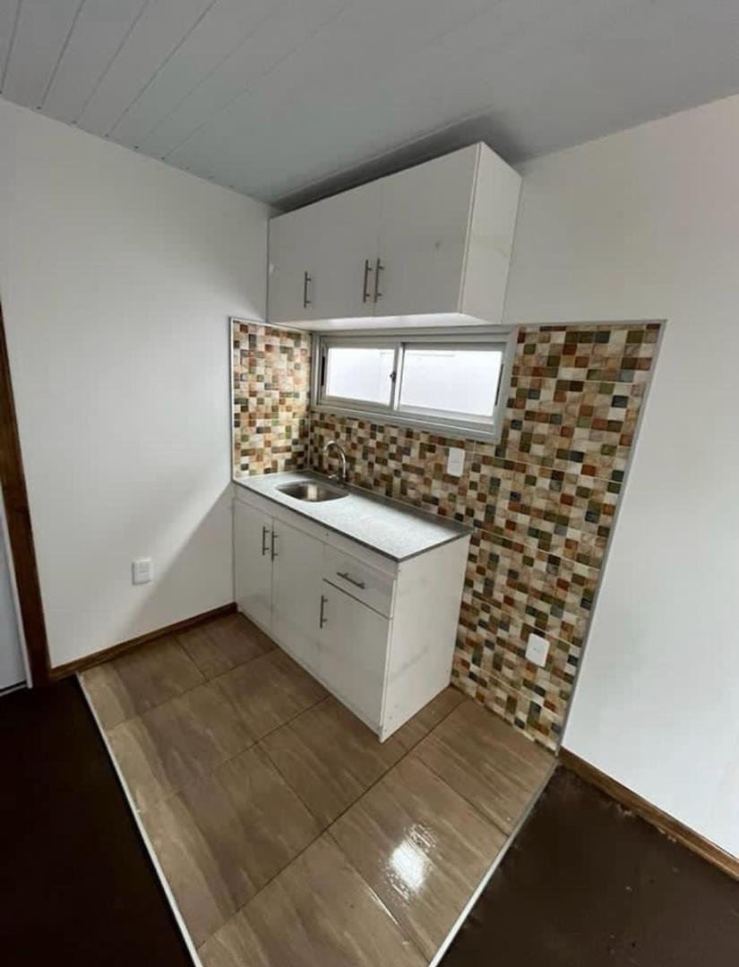 Contenedor de 20 pies con puerta y ventana FFJOA - Imagen 4