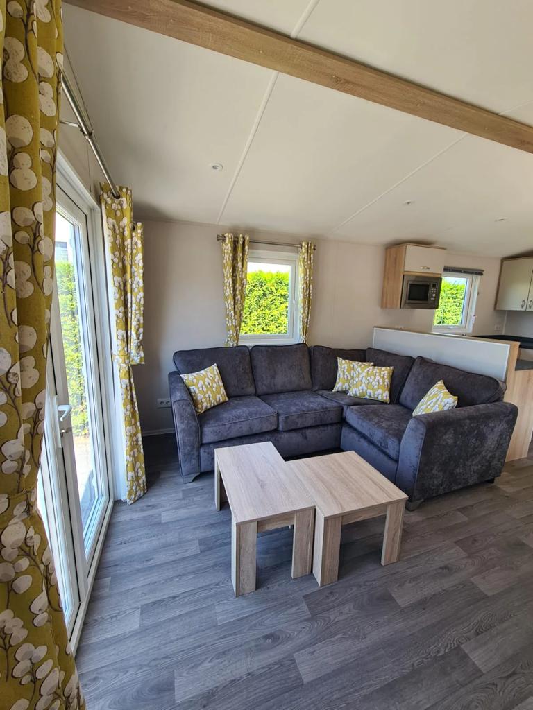 CASA MÓVIL AMUEBLADA DE 2 DORMITORIOS - Imagen 6