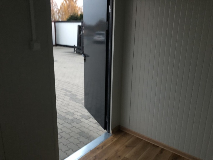 Contenedor de oficina 4 m x 2,20m - Imagen 2