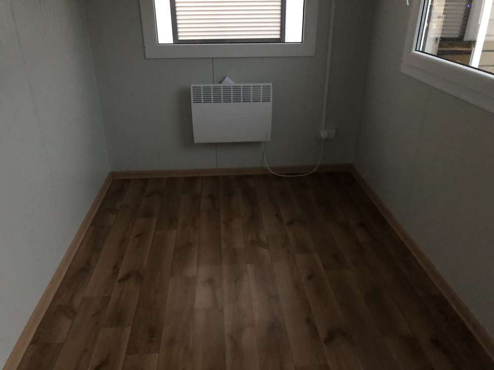 Contenedor de oficina 4 m x 2,20m - Imagen 9