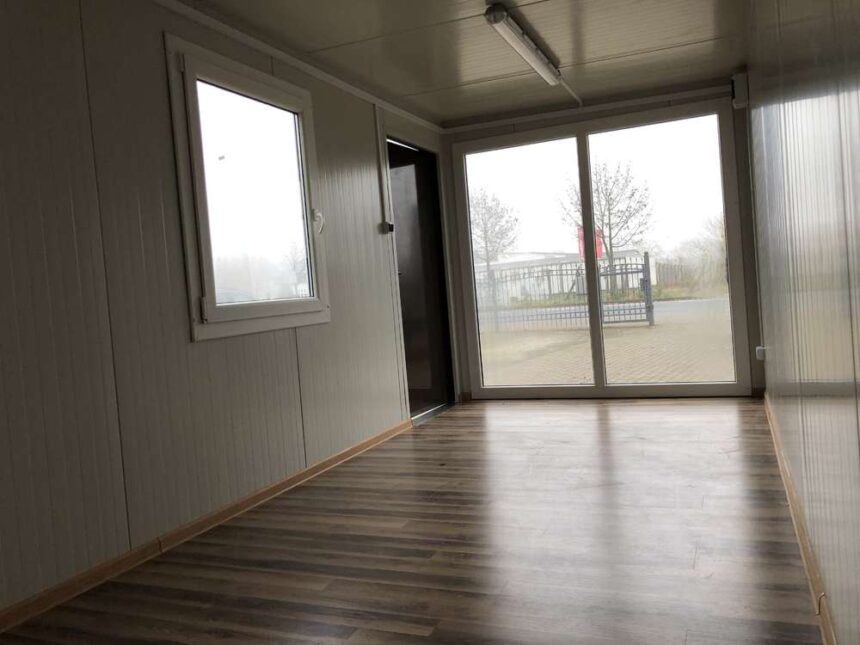 Contenedor de oficina 6 x 2,40m - Imagen 3