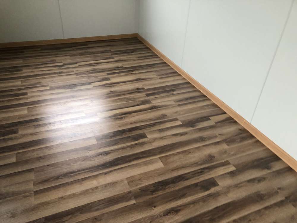 Contenedor de oficina 6 x 2,40m - Imagen 4